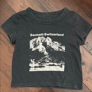 Brandy Melville Black and White Cropped Graphic Tee